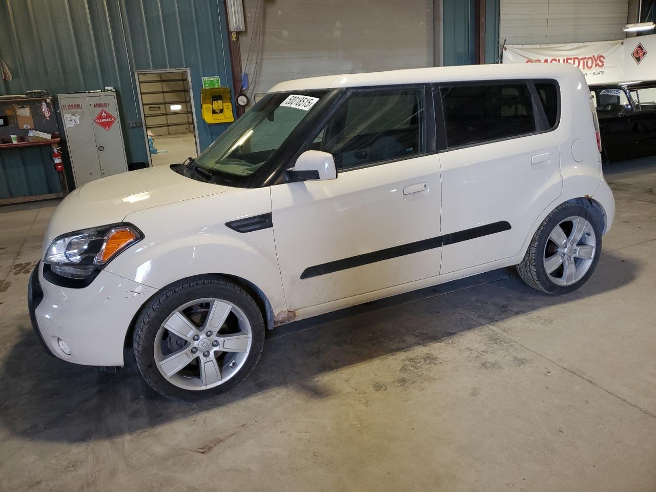 2010 Kia Soul + იყიდება Eldridge-ში, IA - Front End