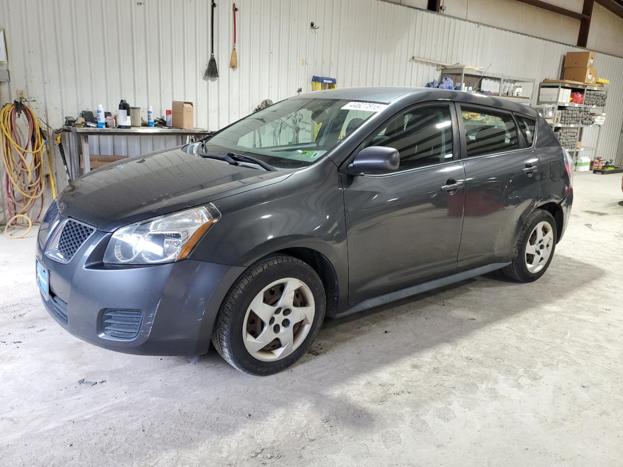 2009 Pontiac Vibe - Image 1