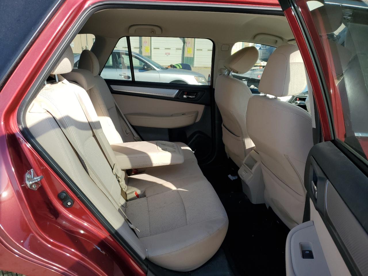 2018 Subaru Outback - Image 11