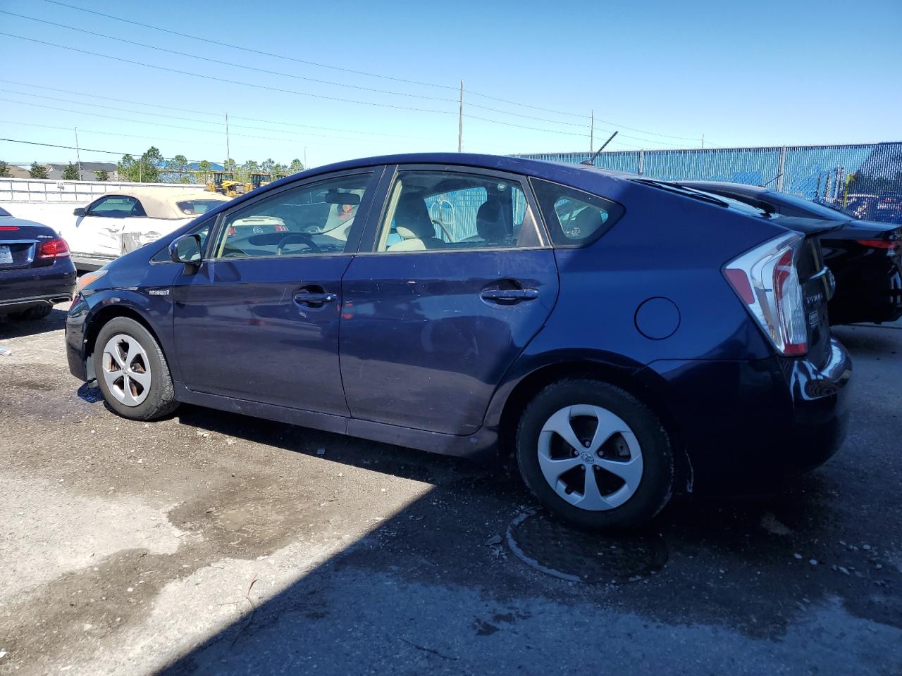2012 Toyota Prius - Image 2