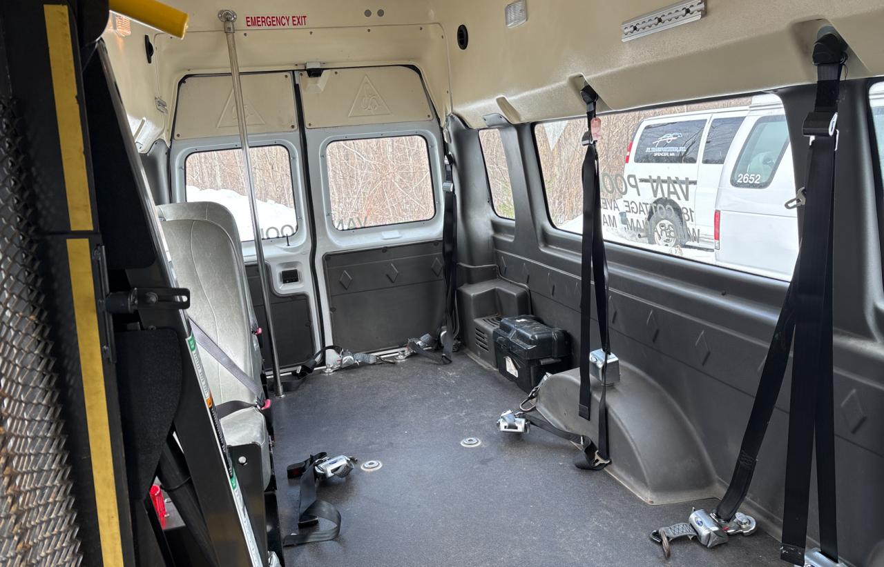 2014 Ford Econoline - Image 6
