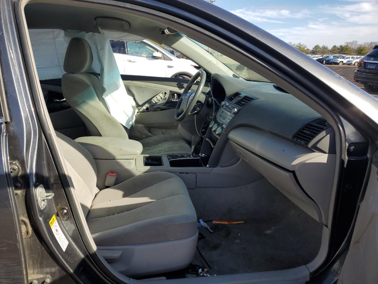 2009 Toyota Camry - Image 7