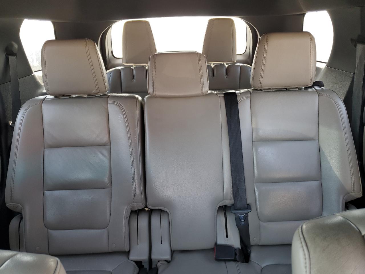 2012 Ford Explorer - Image 10