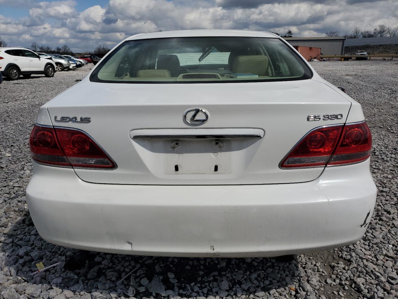 2005 Lexus ES - Image 6