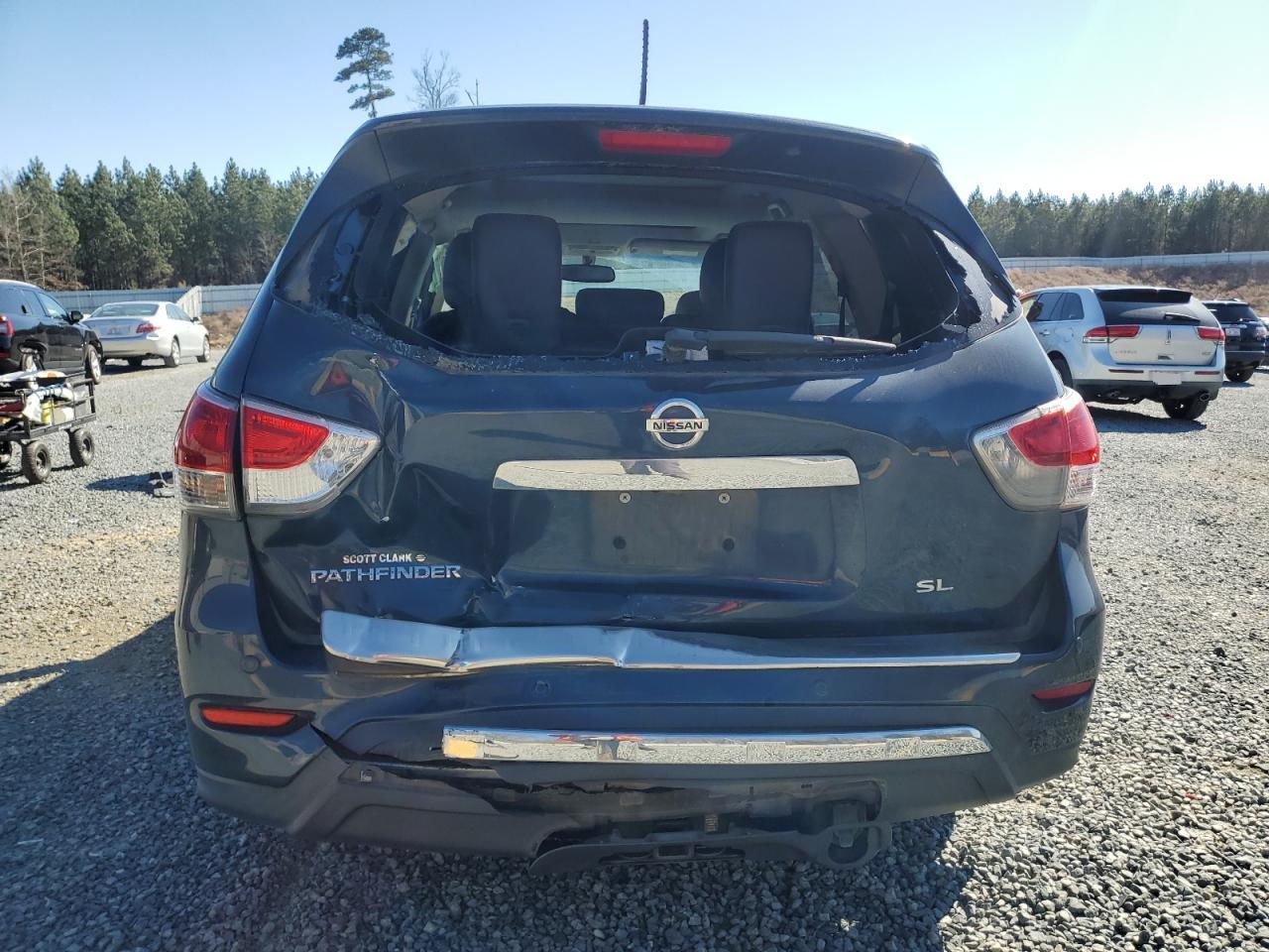 2015 Nissan Pathfinder - Image 6
