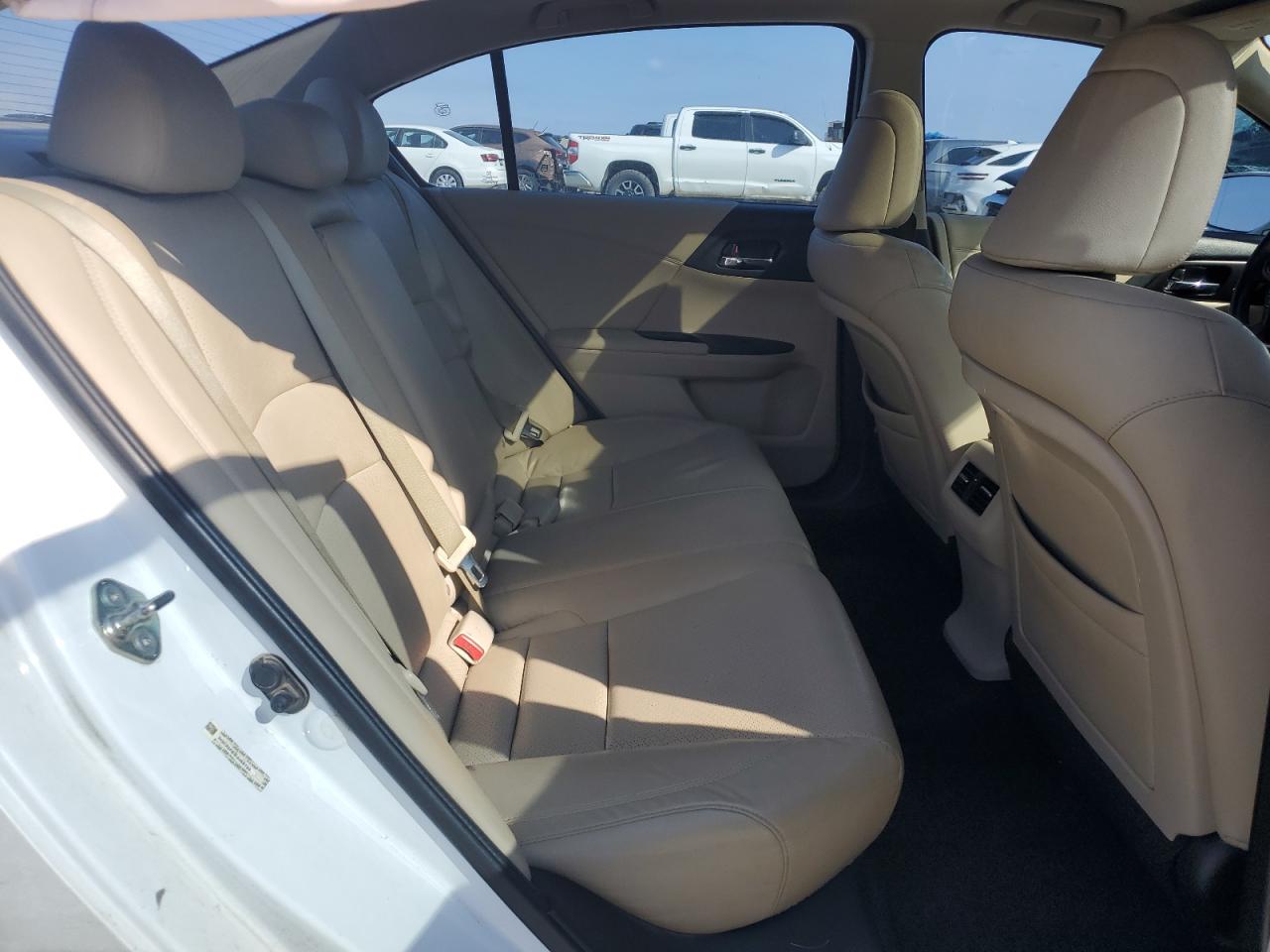 2014 Honda Accord - Image 10