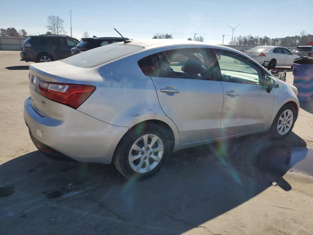 2015 Kia Rio - Image 3