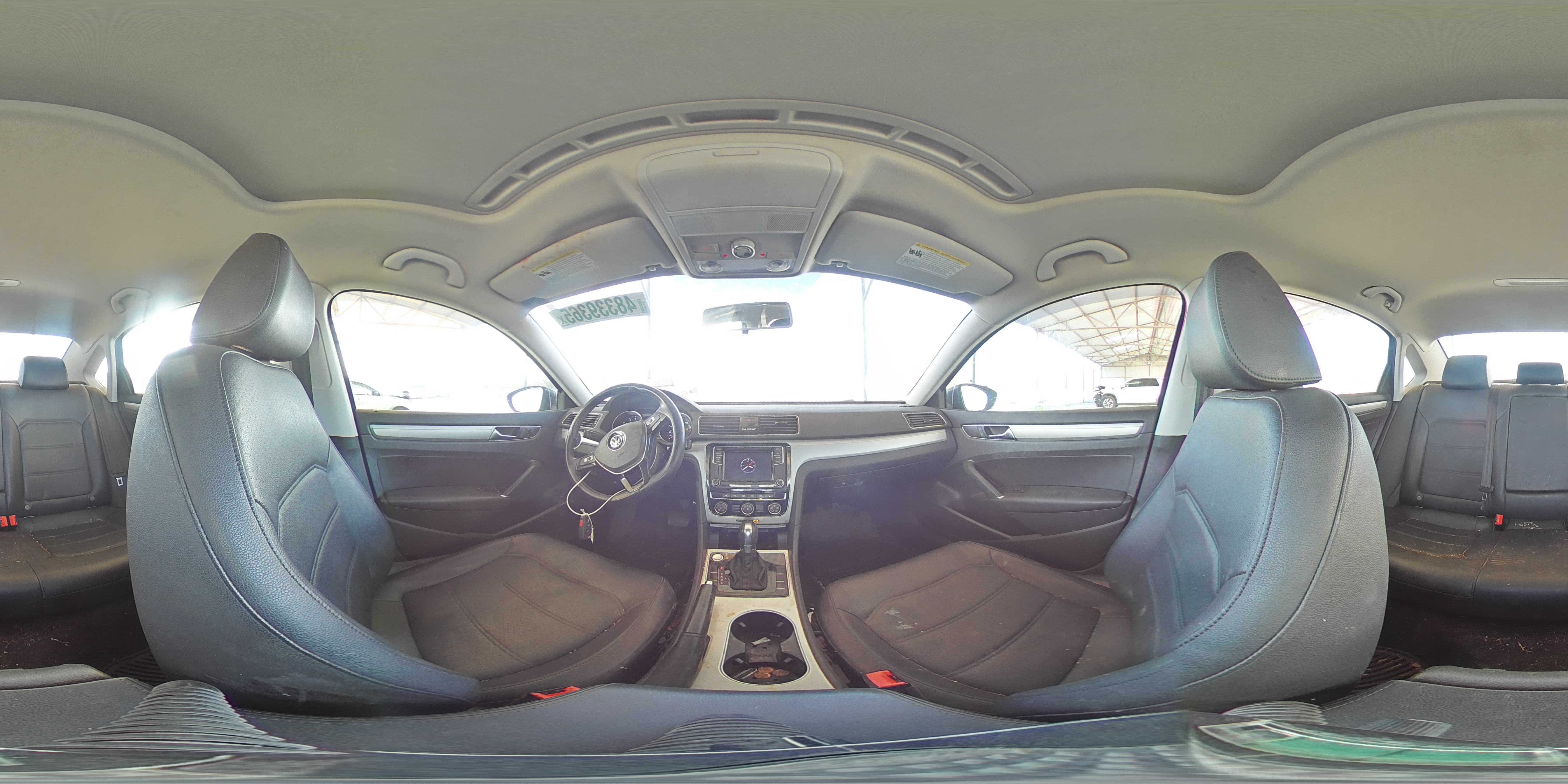2019 Volkswagen Passat - Image 13
