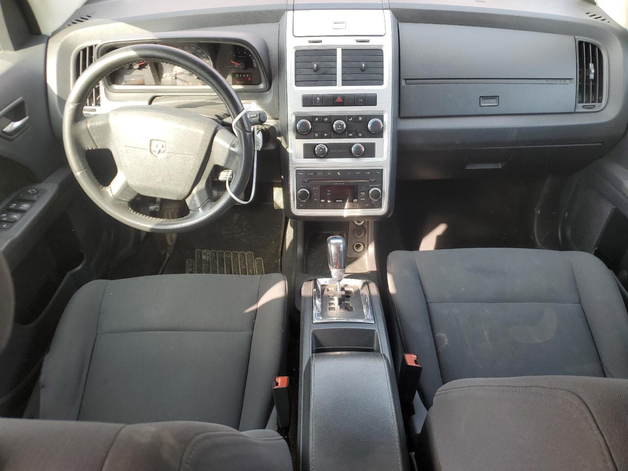 2010 Dodge Journey - Image 8