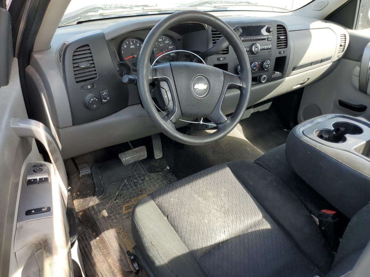 2012 Chevrolet Silverado - Image 8