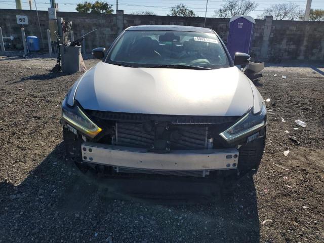  NISSAN MAXIMA 2020 Srebrny