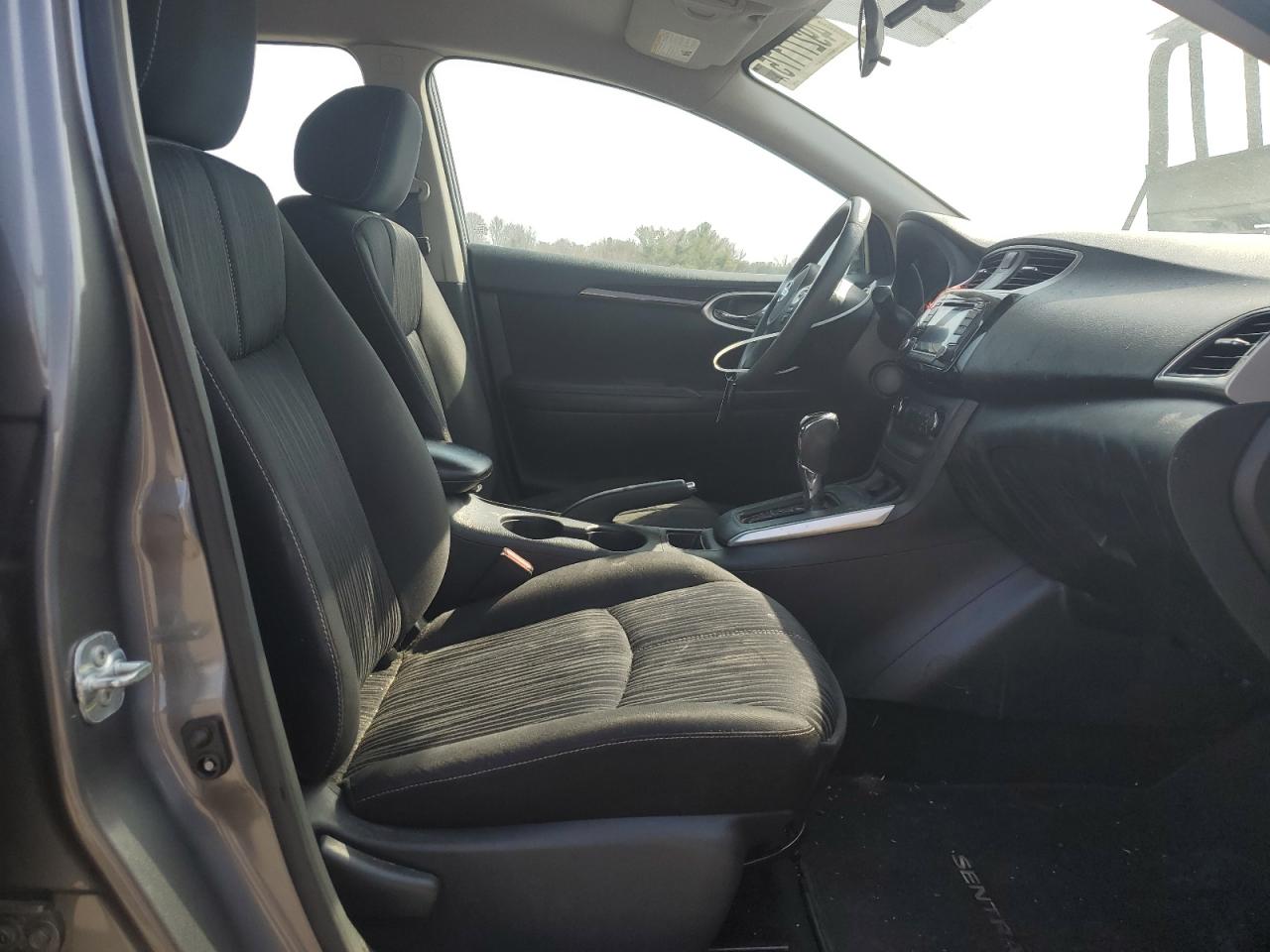 2017 Nissan Sentra - Image 7