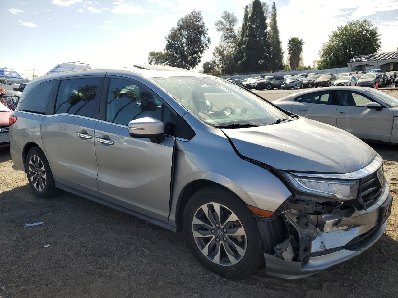 2021 Honda Odyssey - Image 4