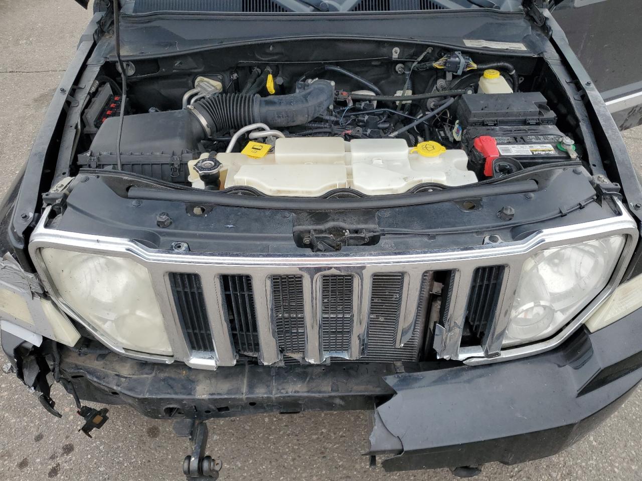 2011 Jeep Liberty (North America) - Image 12