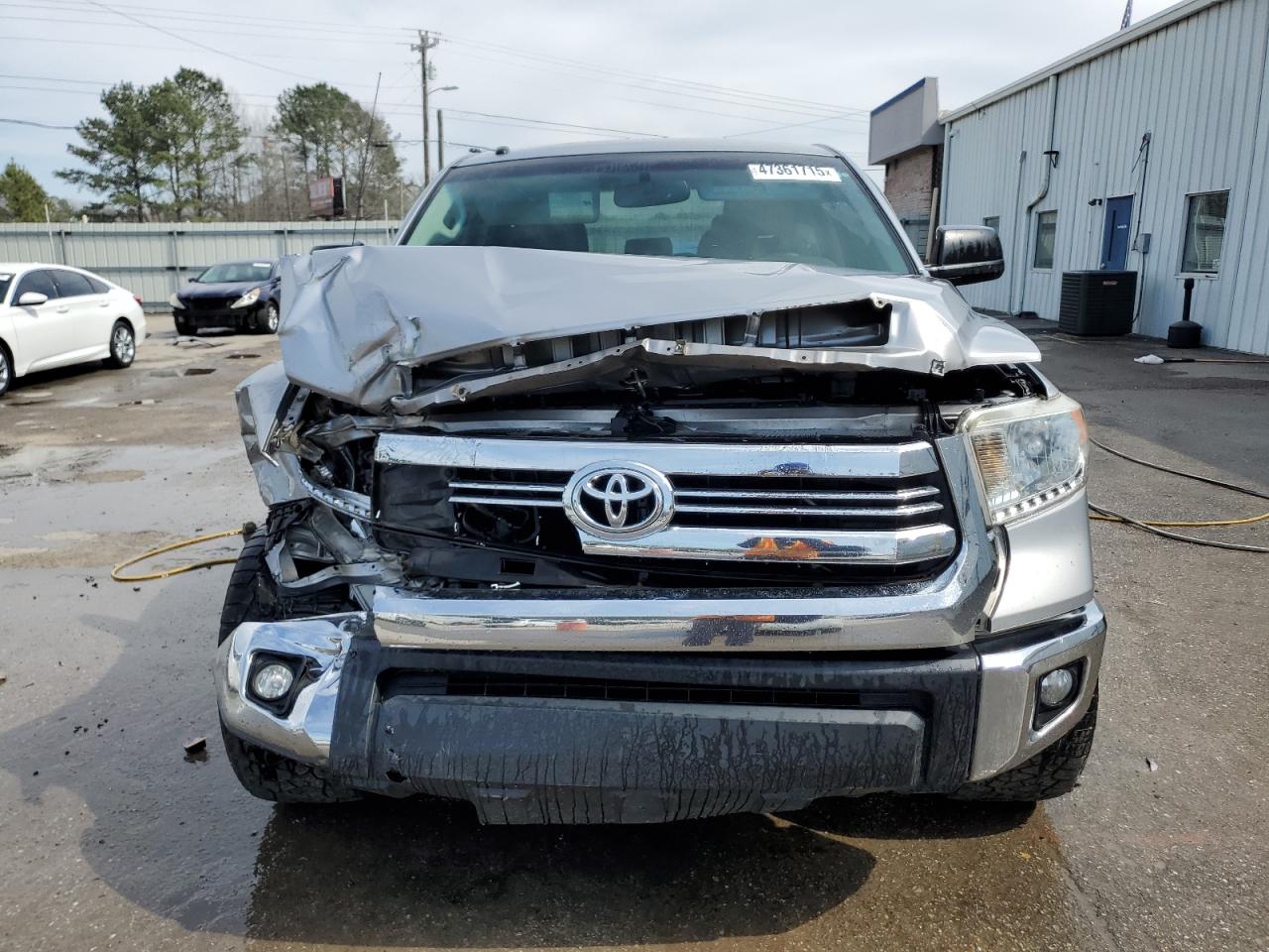 2017 Toyota Tundra - Image 5