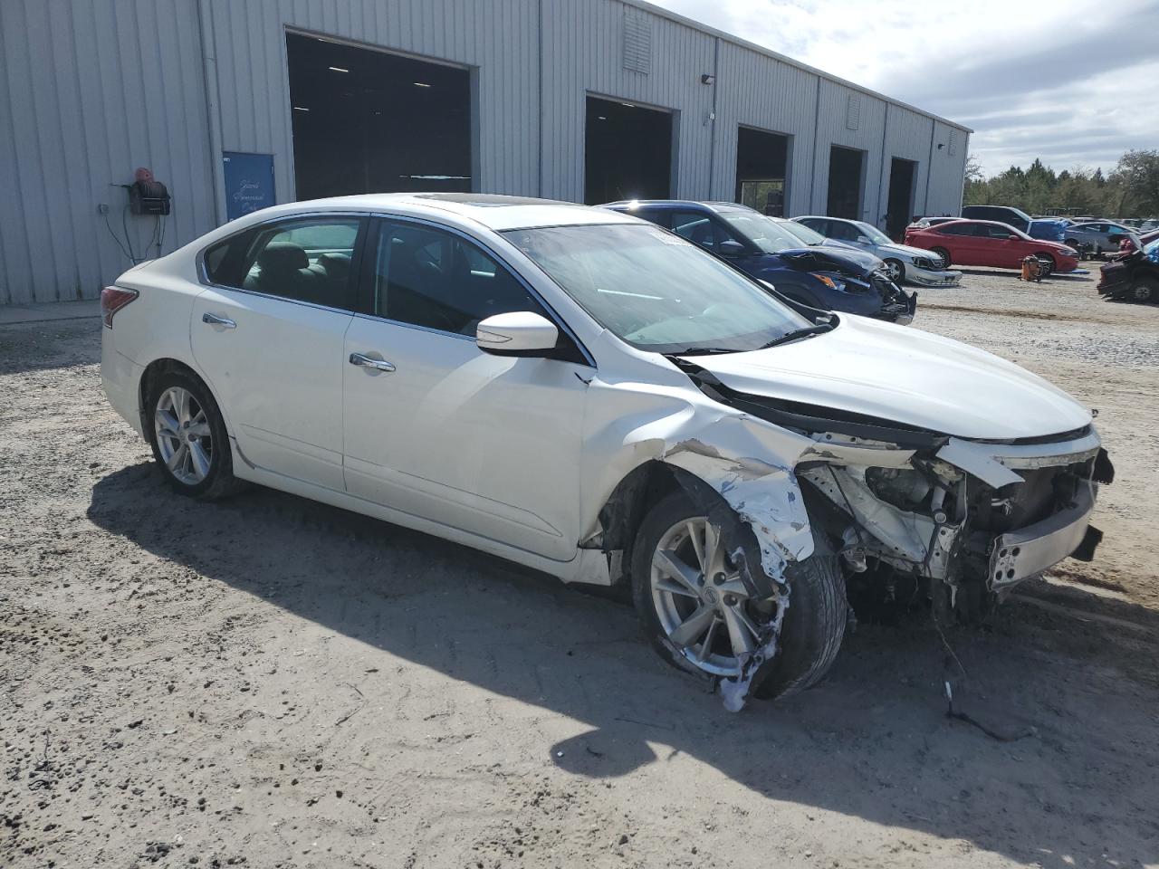 2014 Nissan Altima - Image 4