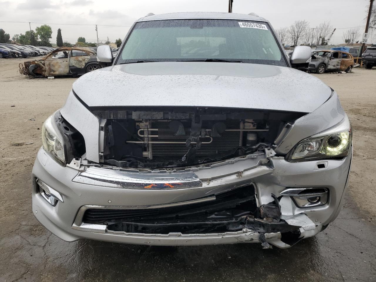 2017 Infiniti QX80 - Image 5