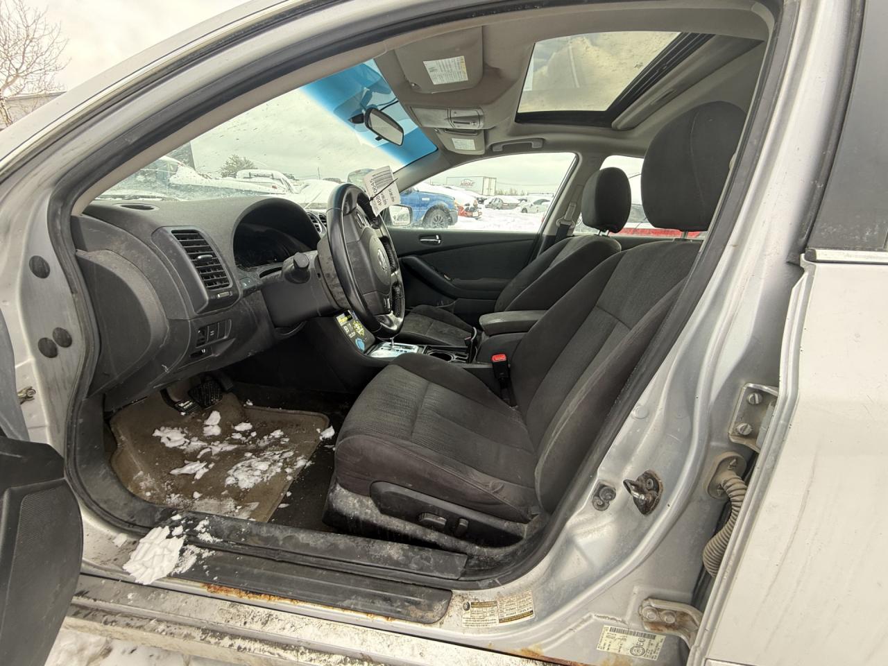 2010 Nissan Altima - Image 6