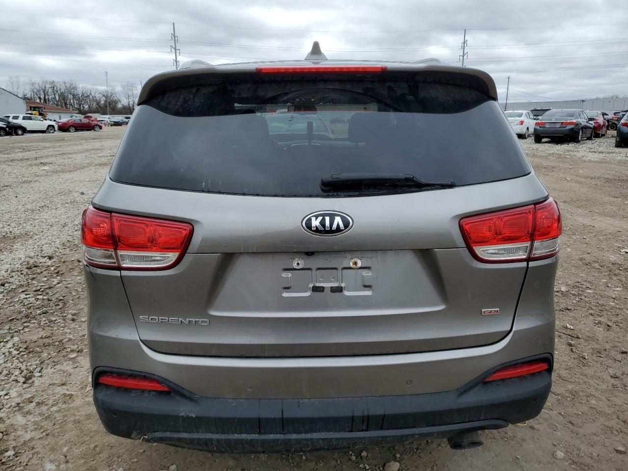2017 Kia Sorento - Image 6