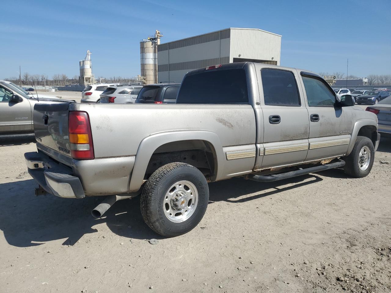 2002 Chevrolet Silverado - Image 3