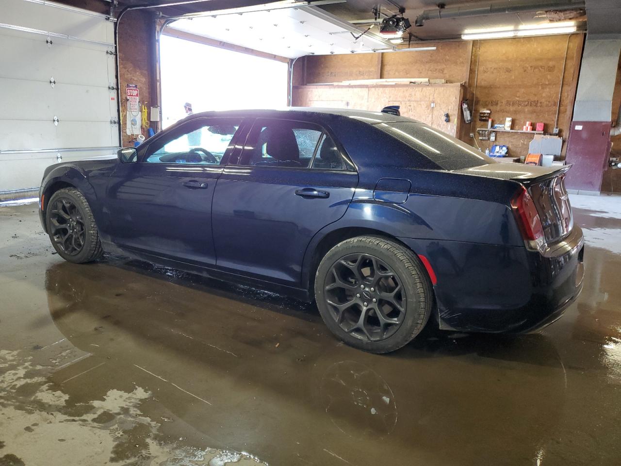 2016 Chrysler 300 - Image 2