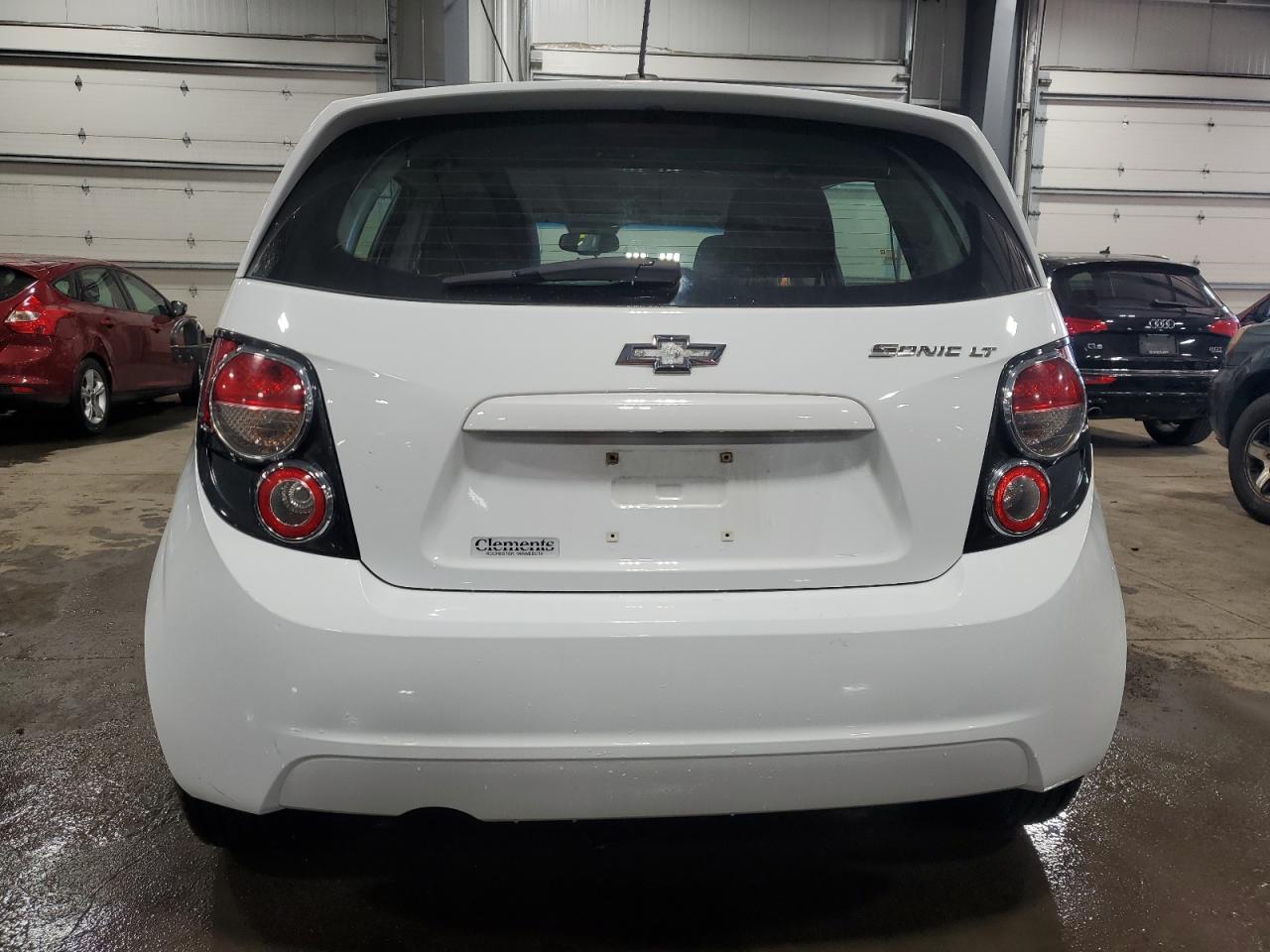 2015 Chevrolet Sonic - Image 6