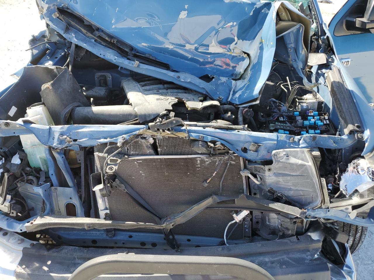 2020 Toyota Tundra - Image 11