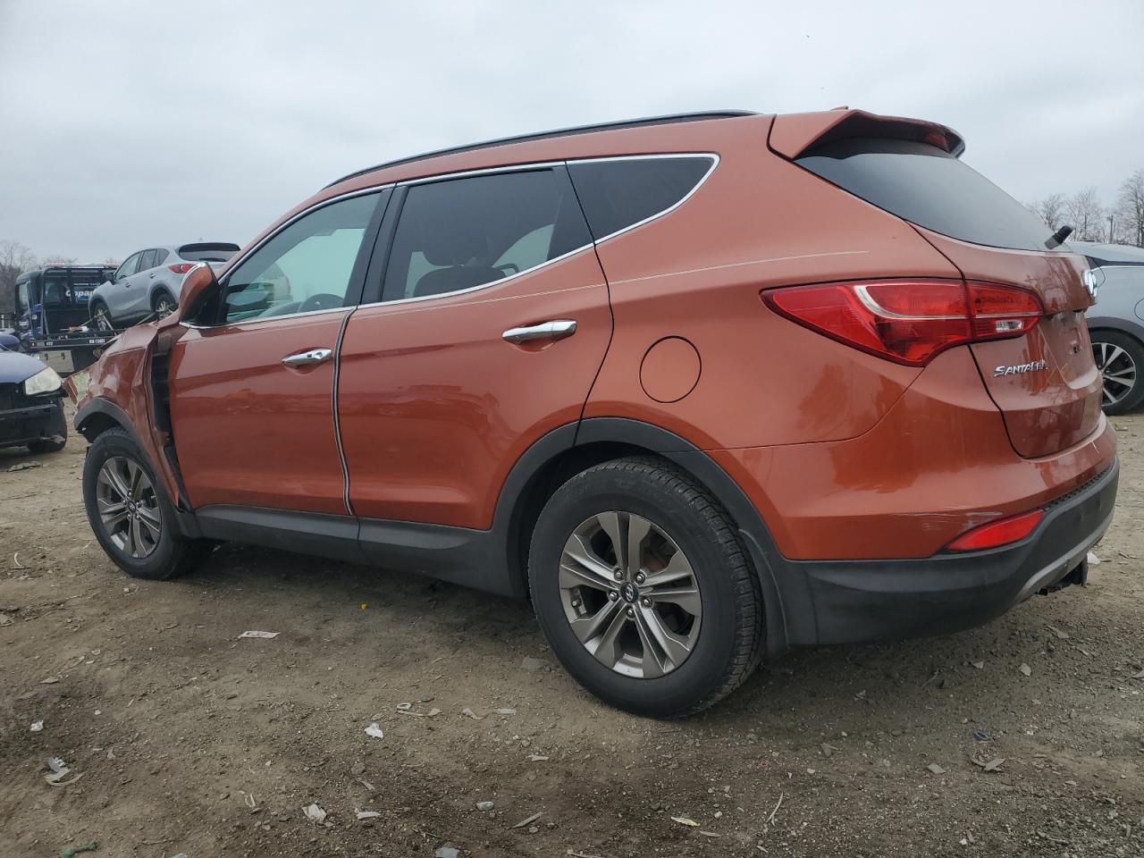 2015 Hyundai Santa Fe - Image 2
