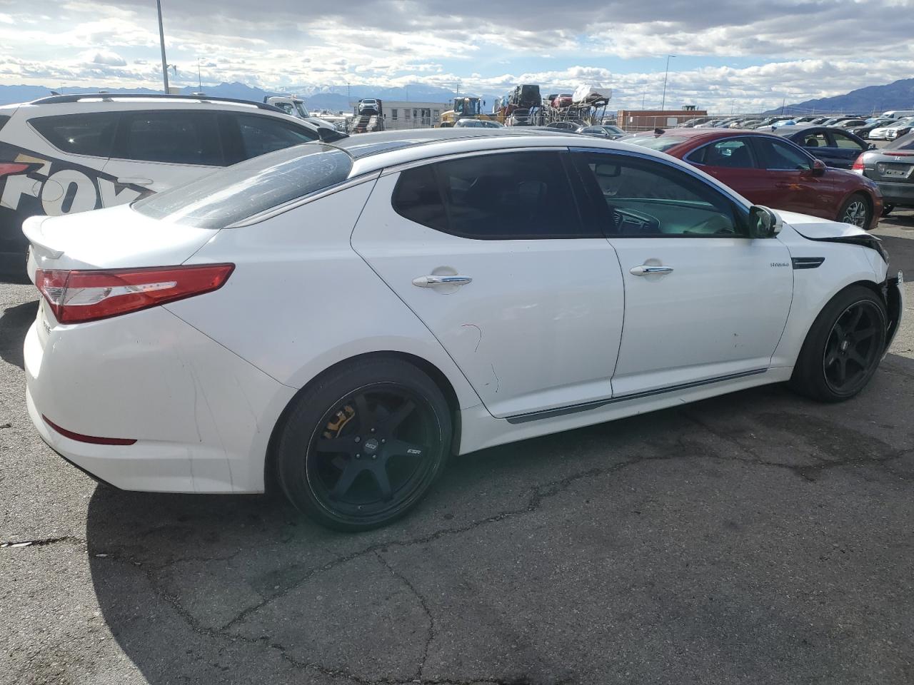 2013 Kia Optima - Image 3