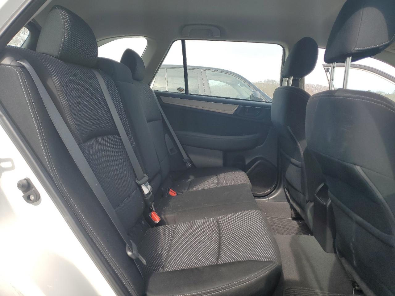 2016 Subaru Outback - Image 11