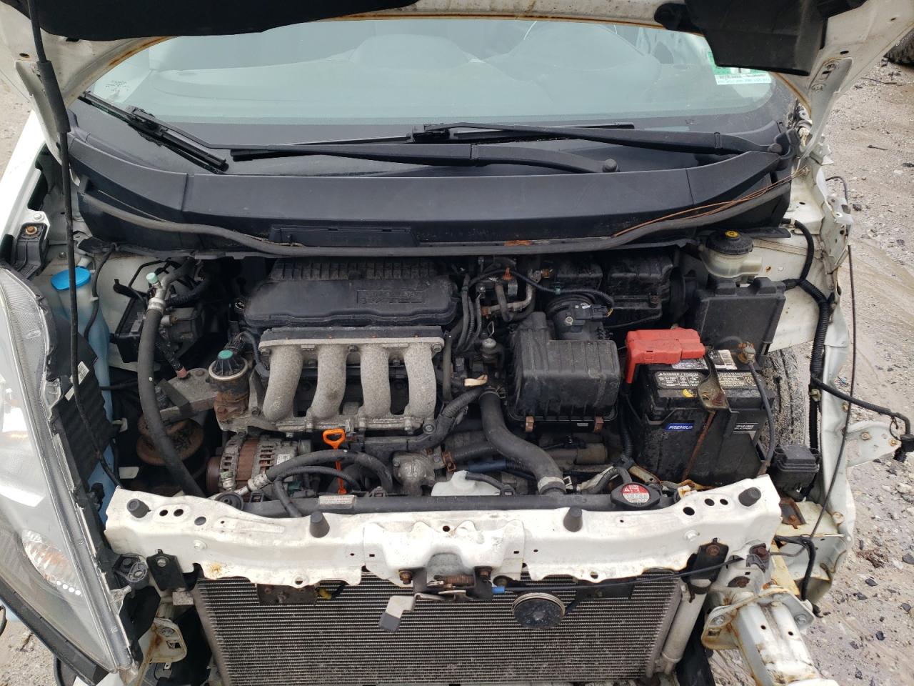 2010 Honda Fit - Image 11