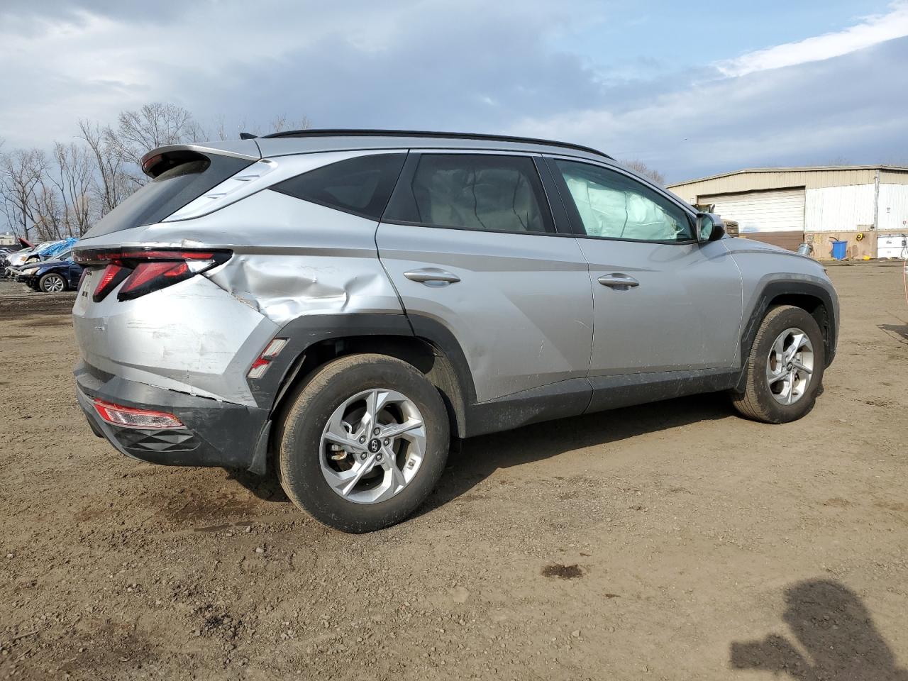 2024 Hyundai Tucson - Image 3