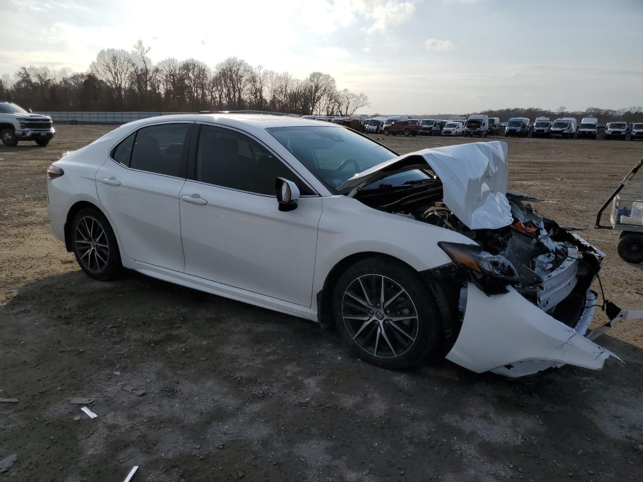 2024 Toyota Camry - Image 4