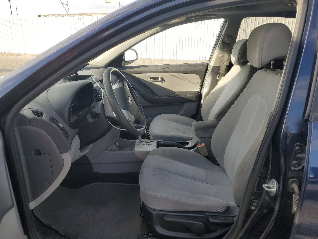 2009 Hyundai Elantra - Image 7