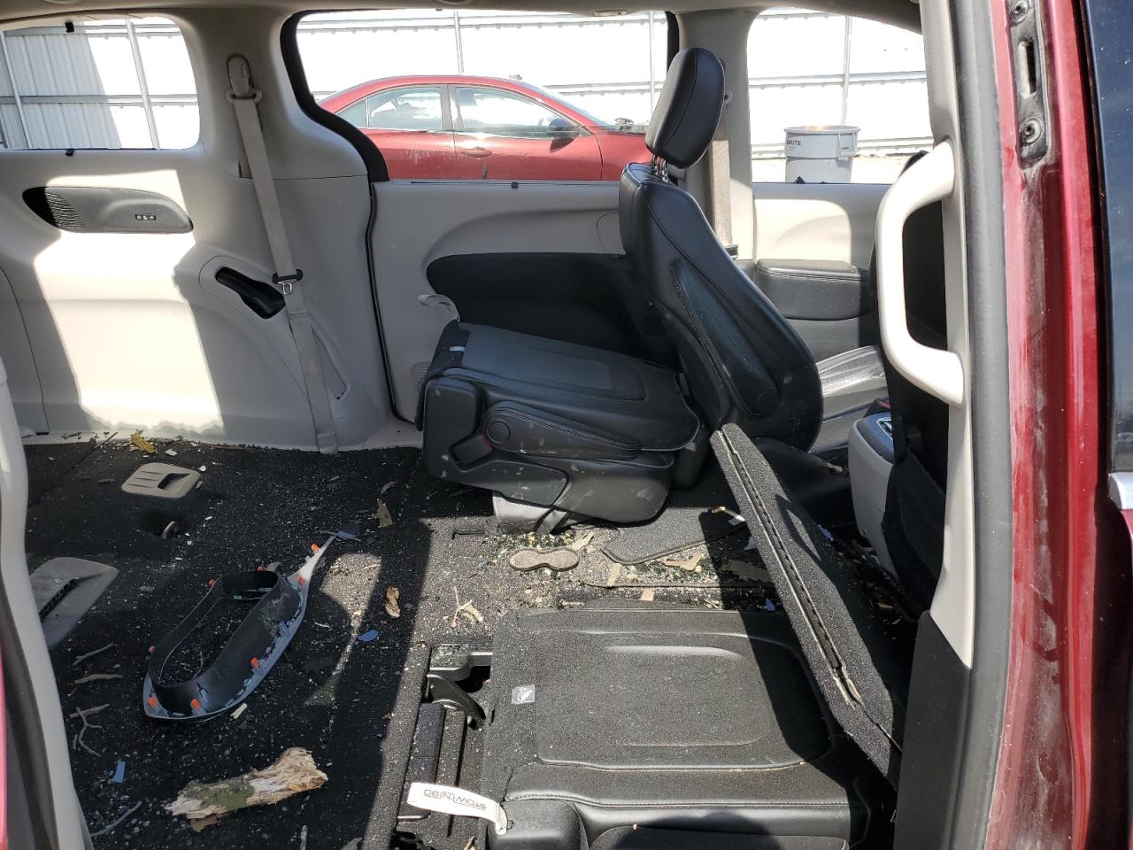 2018 Chrysler Pacifica Limited VIN: 2C4RC1GG8JR132387 Lot: 49879475