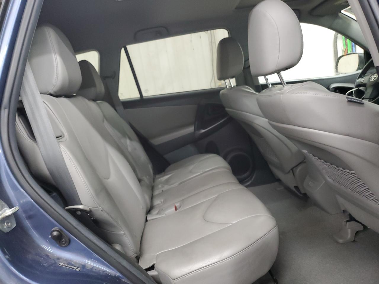 2012 Toyota RAV 4 - Image 10