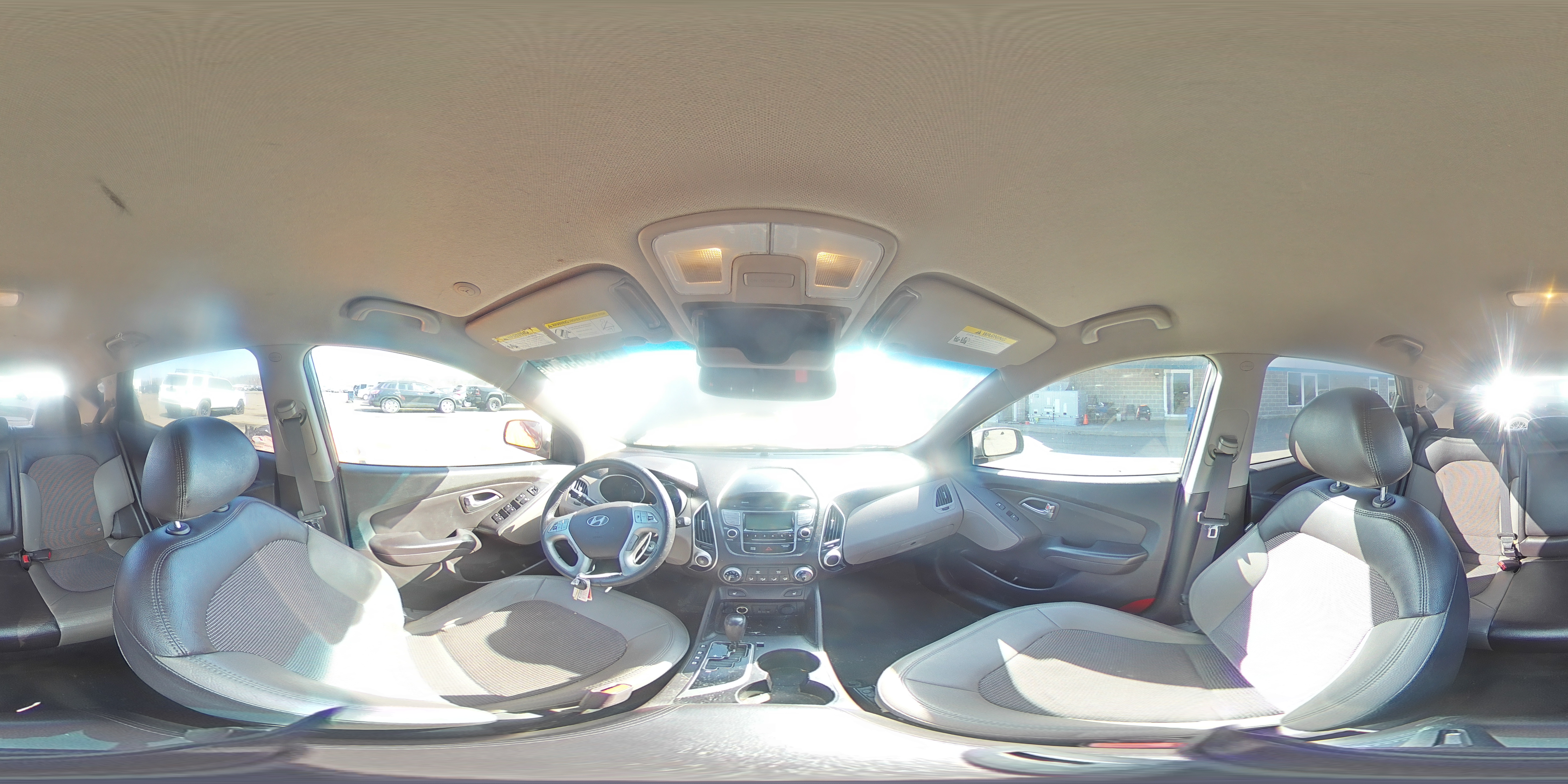 2013 Hyundai Tucson - Image 14