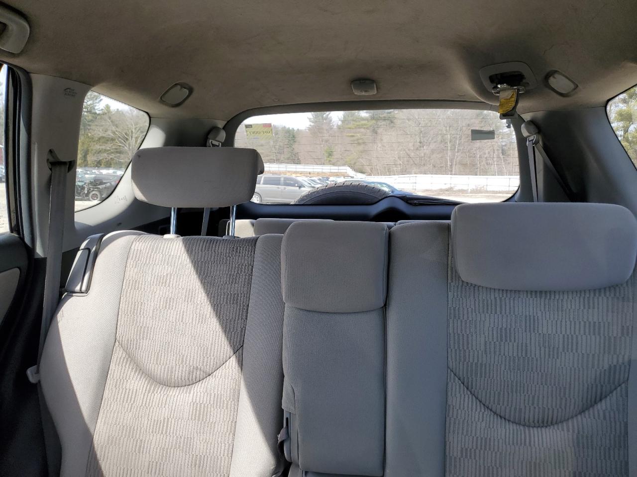 2011 Toyota RAV 4 - Image 10