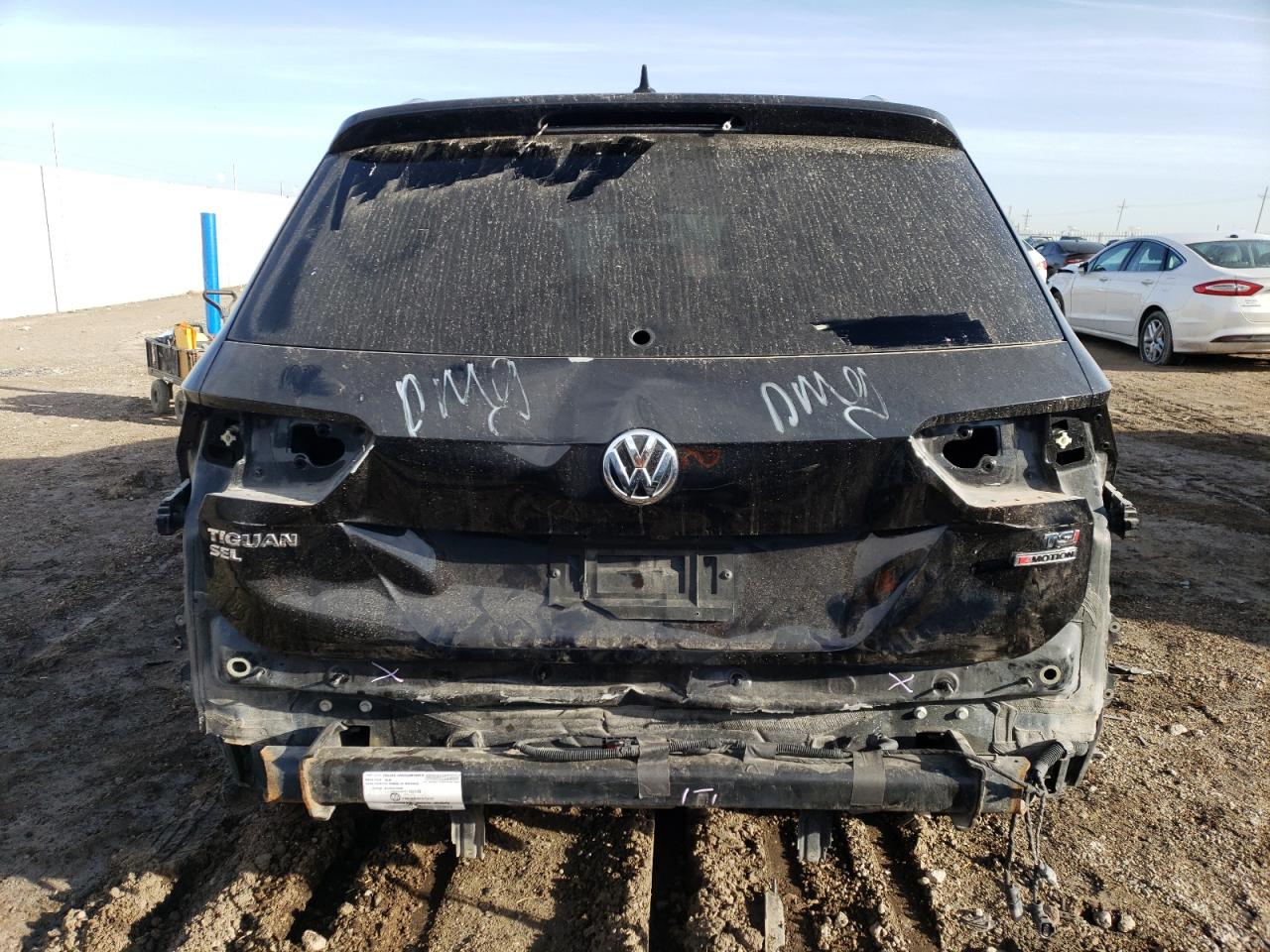 2018 Volkswagen Tiguan Sel Premium VIN: 3VV4B7AX2JM161241 Lot: 48006825