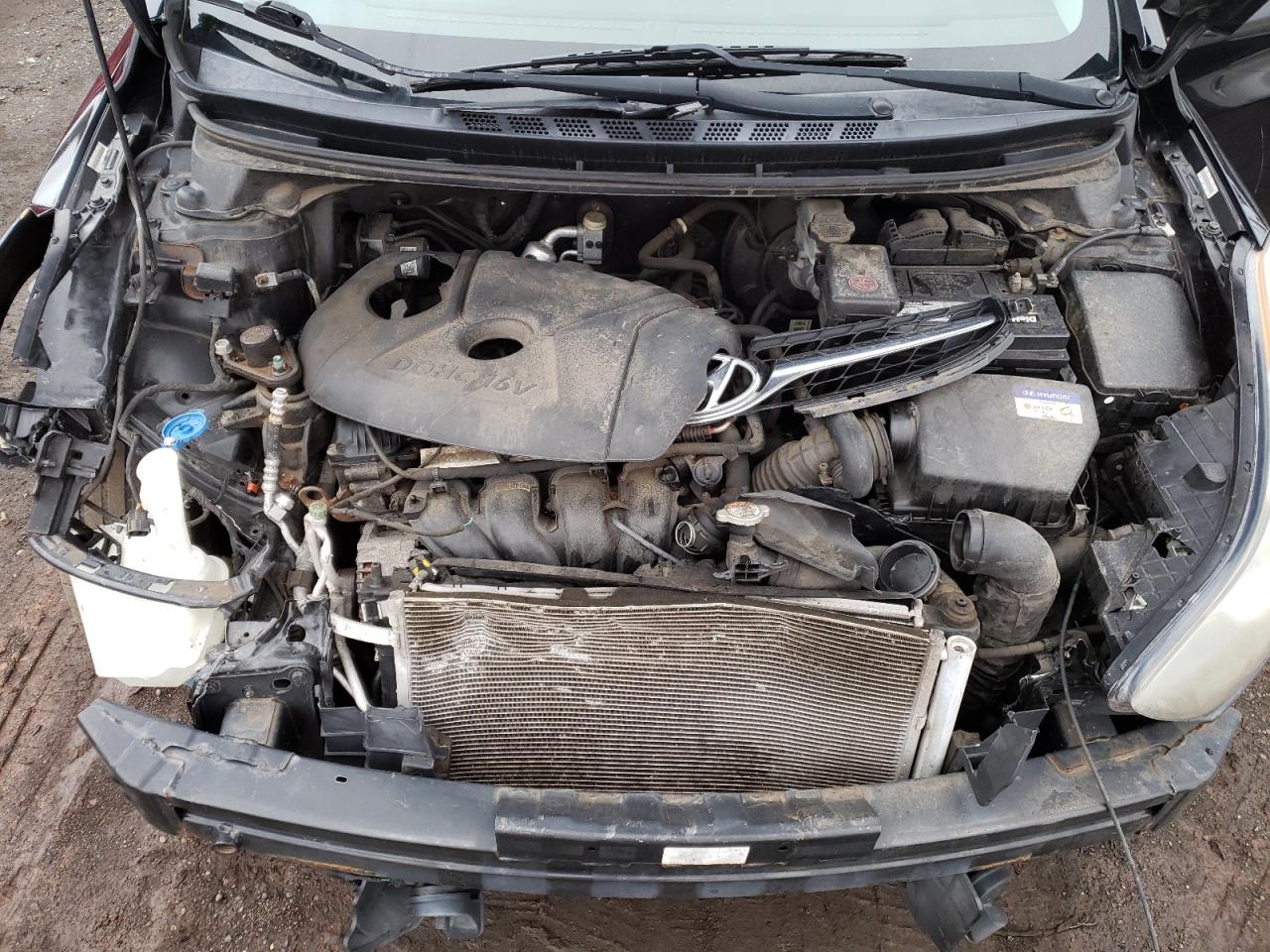 2013 Hyundai Elantra - Image 11
