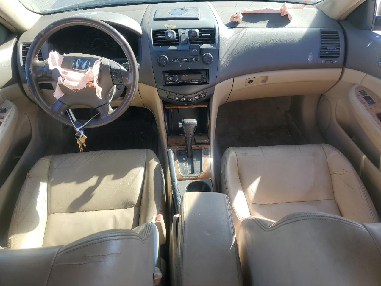 2004 Honda Accord - Image 8