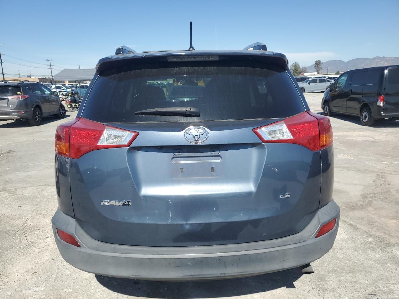 2013 Toyota RAV 4 - Image 6