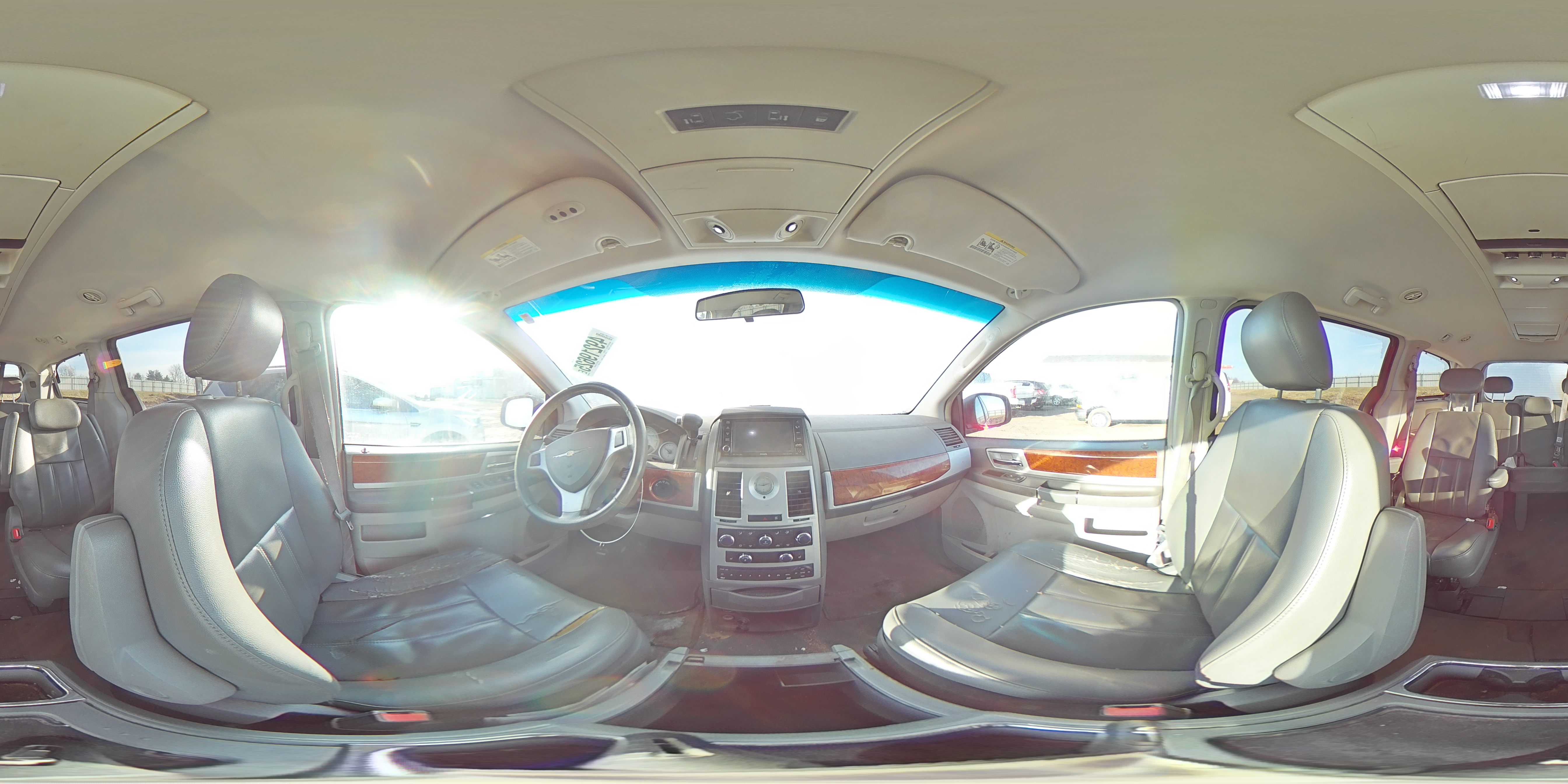 2009 Chrysler Town & Country - Image 14