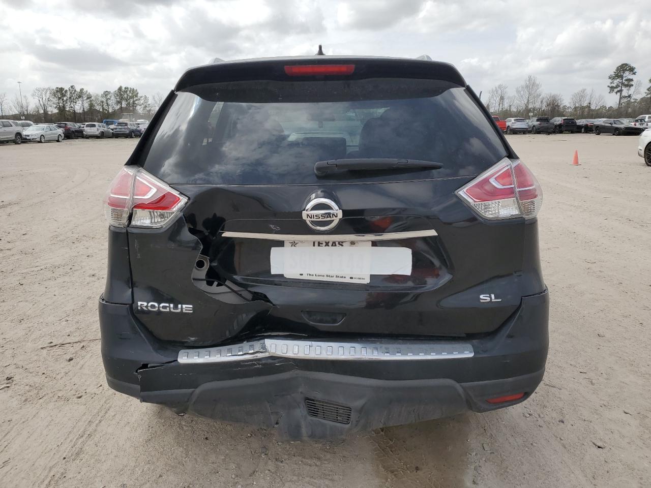 2015 Nissan Rogue - Image 6
