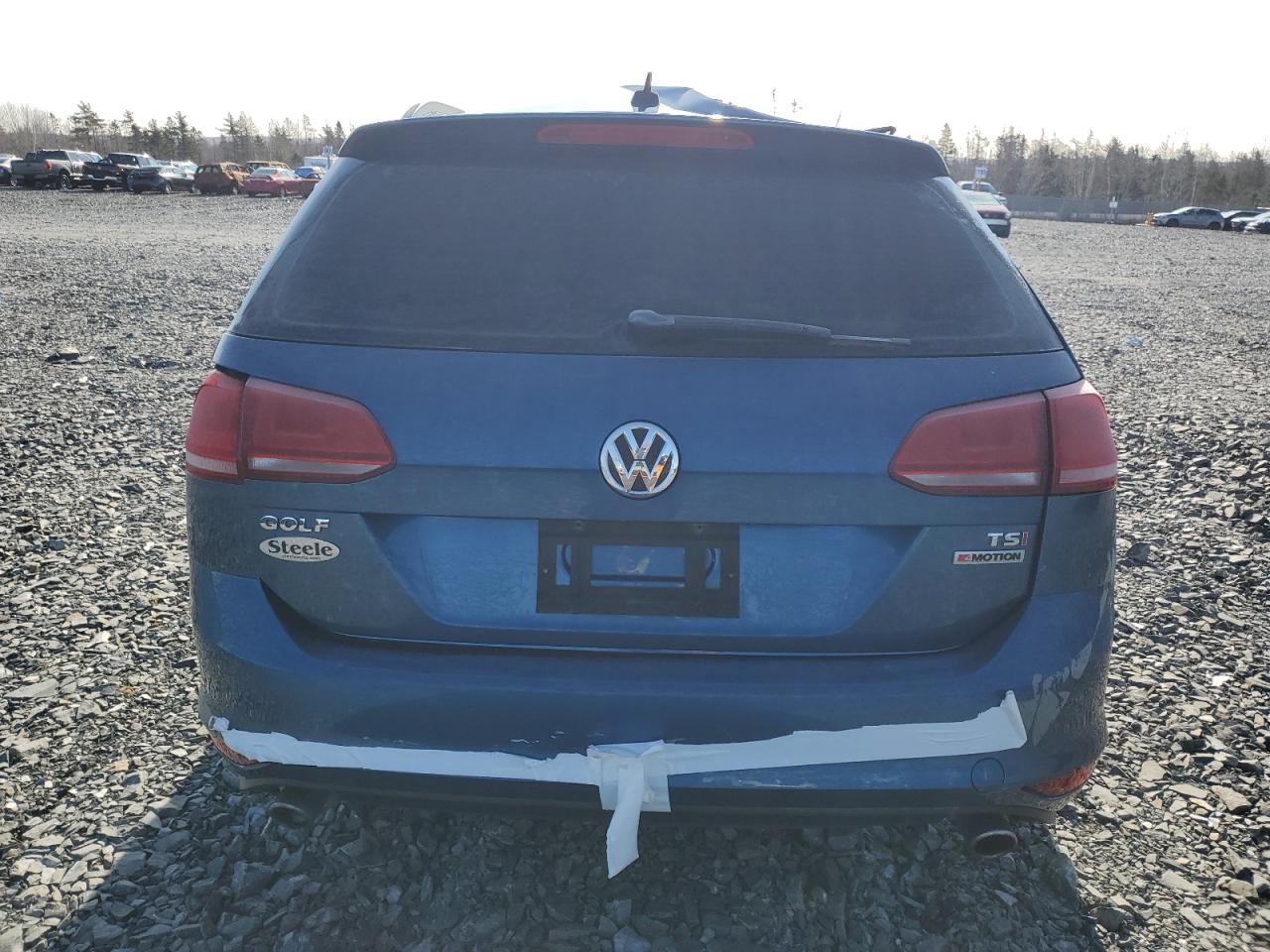 2017 Volkswagen Golf - Image 6