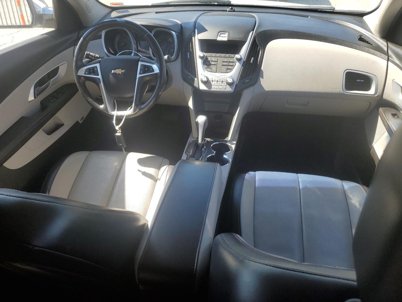 2010 Chevrolet Equinox - Image 8