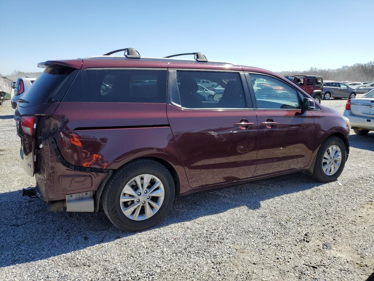 2015 Kia Sedona - Image 3