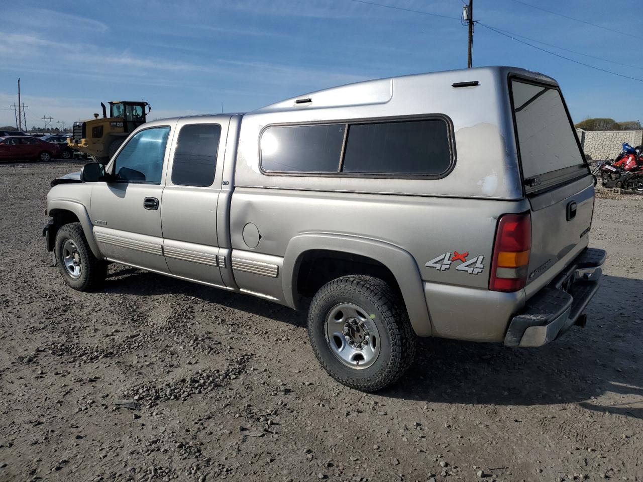 2000 Chevrolet Silverado - Image 2