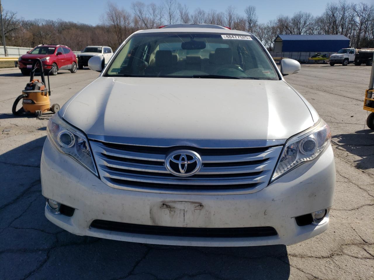 2011 Toyota Avalon - Image 5