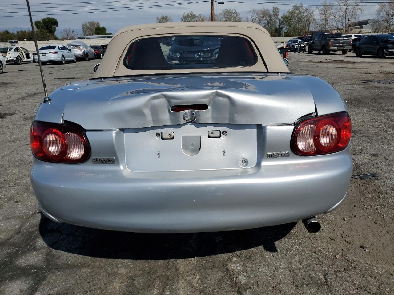 2003 Mazda Mx-5 Miata Base VIN: JM1NB353430301685 Lot: 48756715